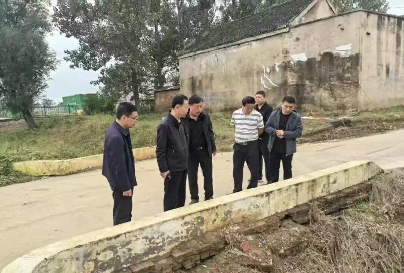 王振海督导重点水体治理工作